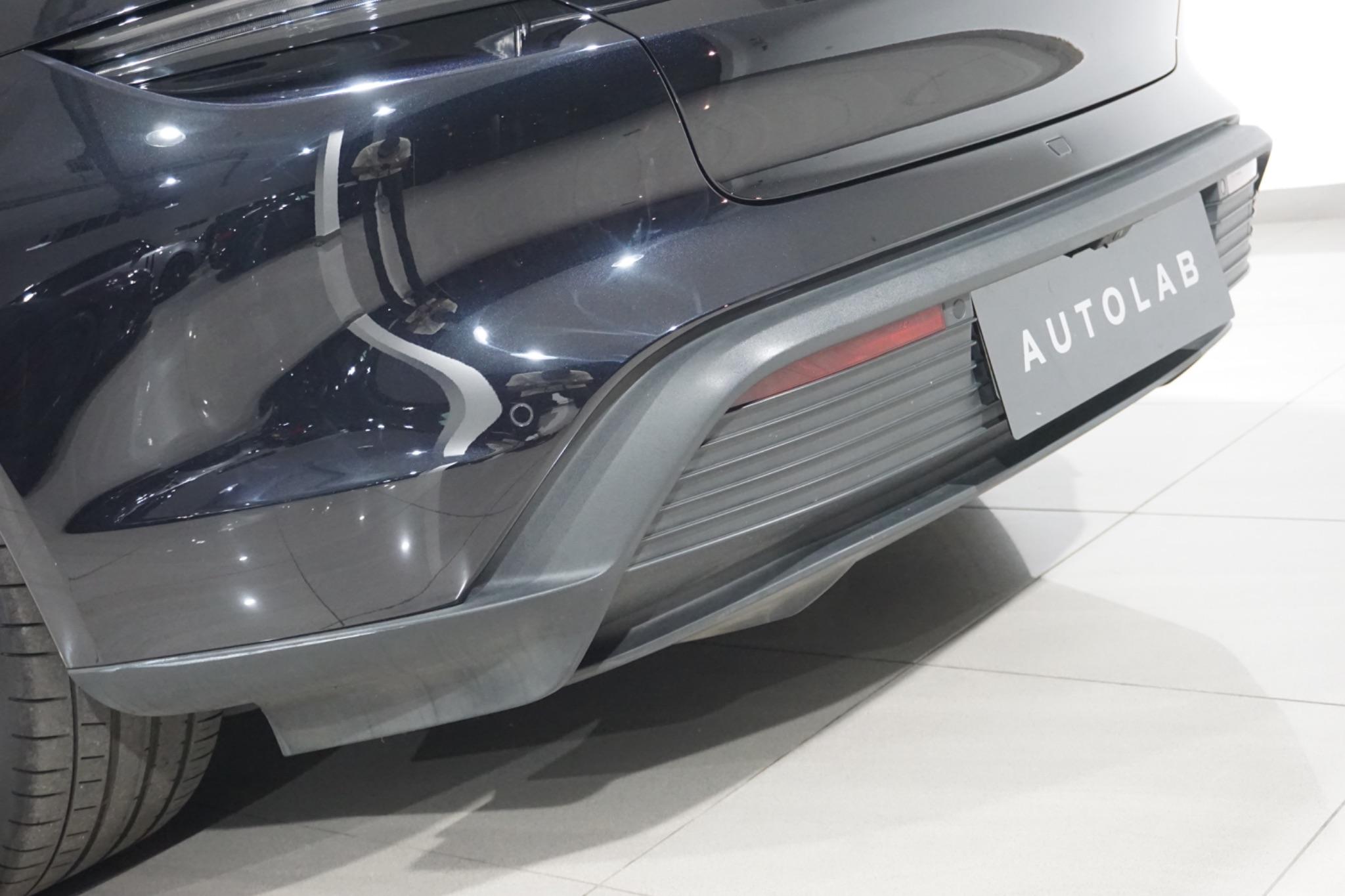 Porsche Taycan Performance Plus 93.4kWh 4S Auto 4WD 4dr (11kW Charger)